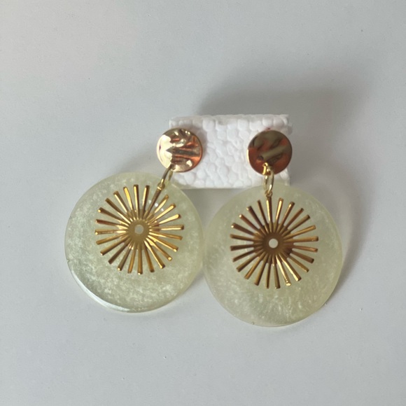 Handmade earrings - Picture 2 of 3